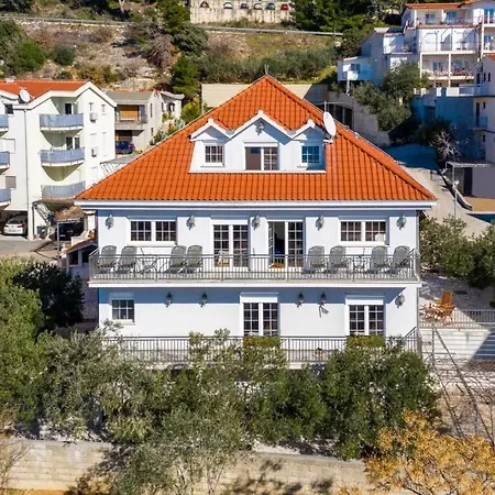 Omis Dream House Exterior photo