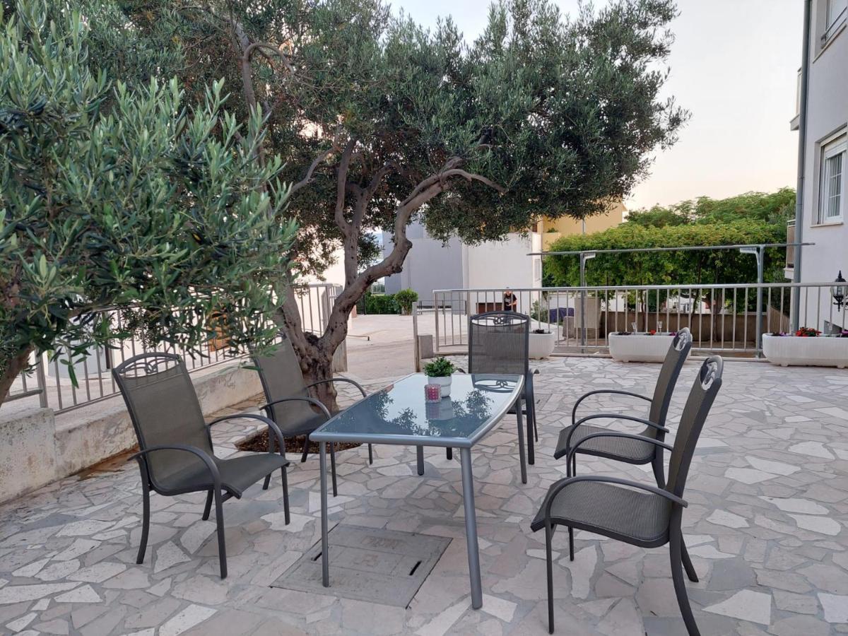 Dream House Omis